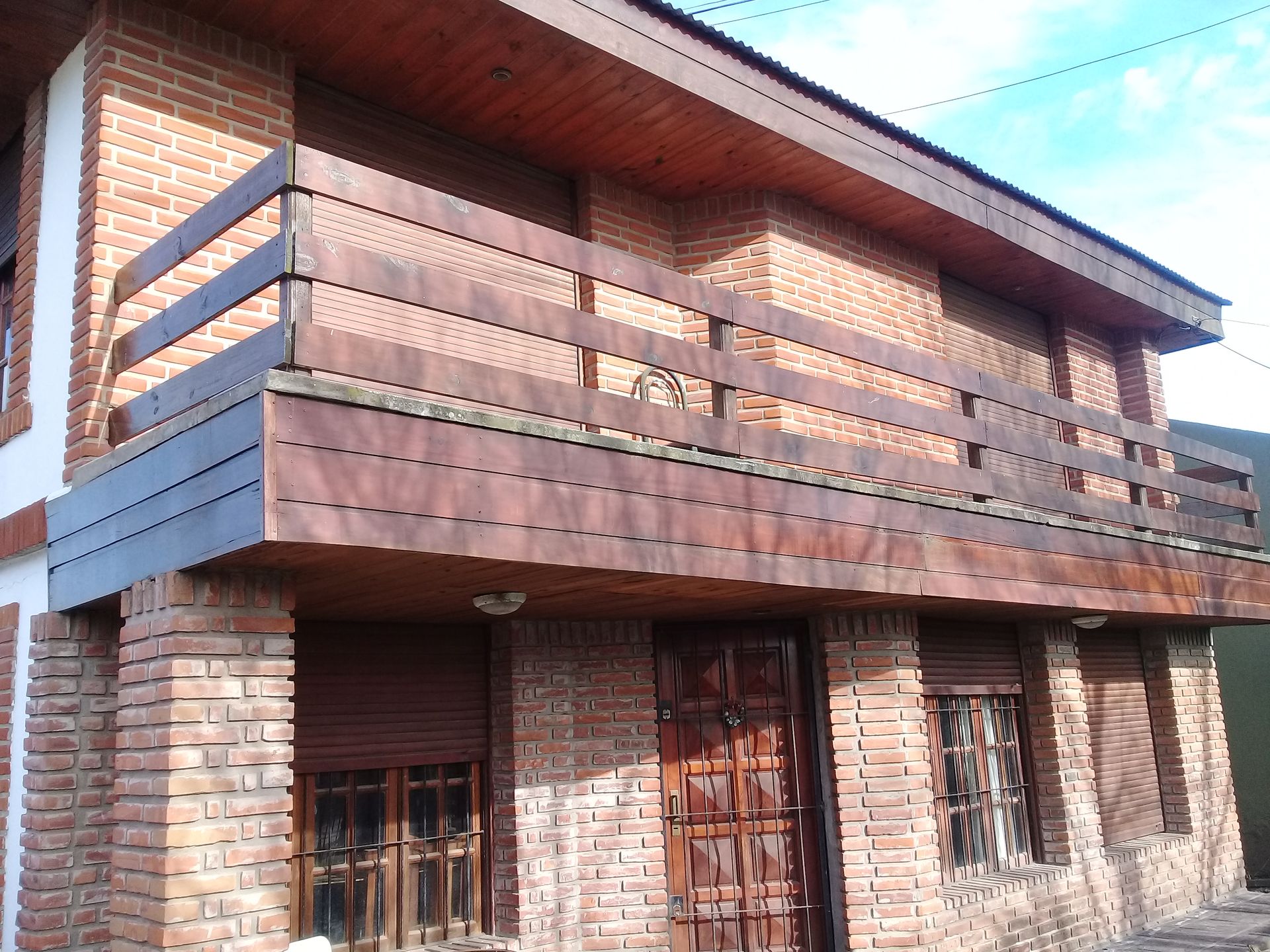 CHALET 5 AMBIENTES 
