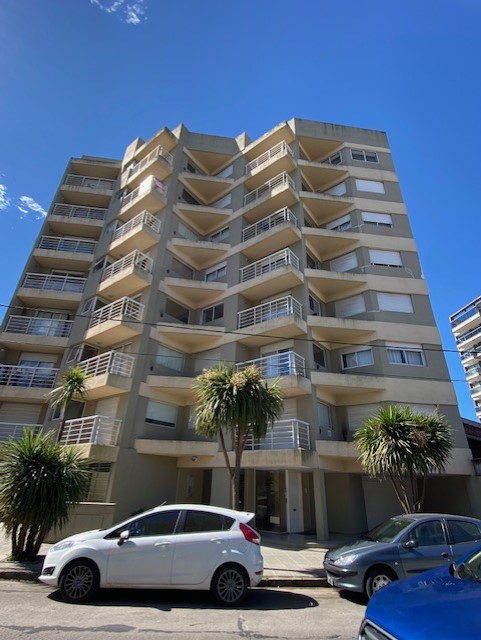 hermoso dto de 2 ambientes, fte,chauvin, impecable
