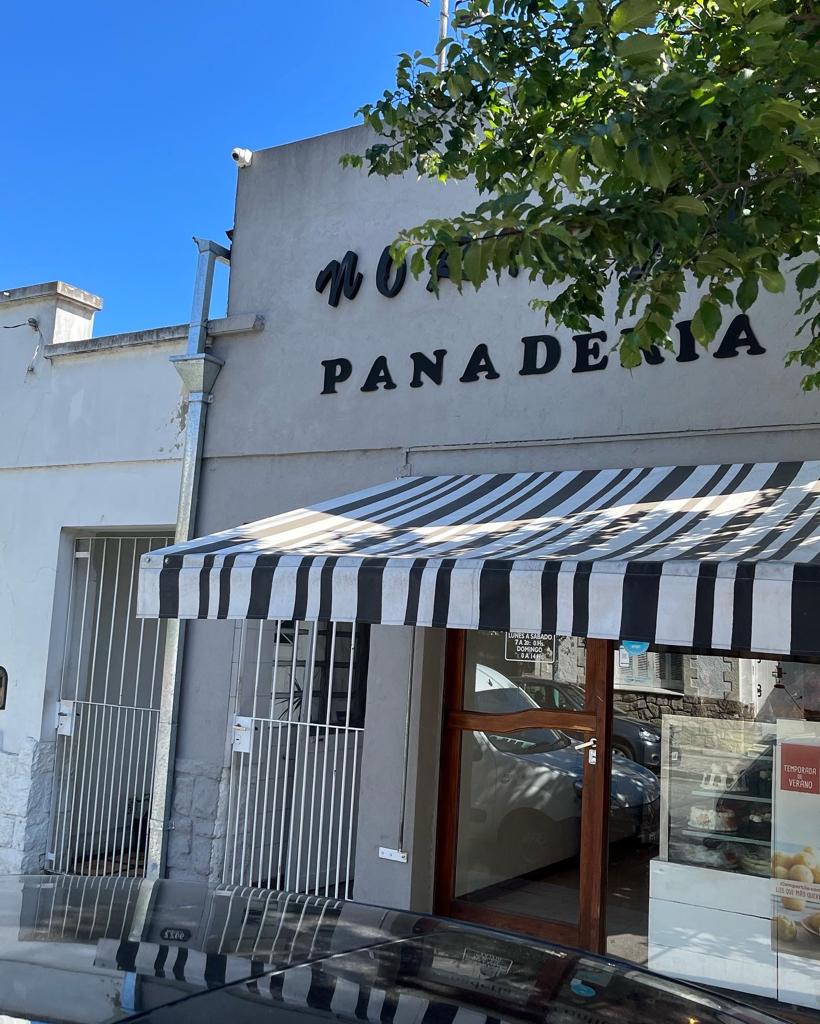 VENTA CASA/ LOCAL COMERCIAL Y CUADRA U$S220.000