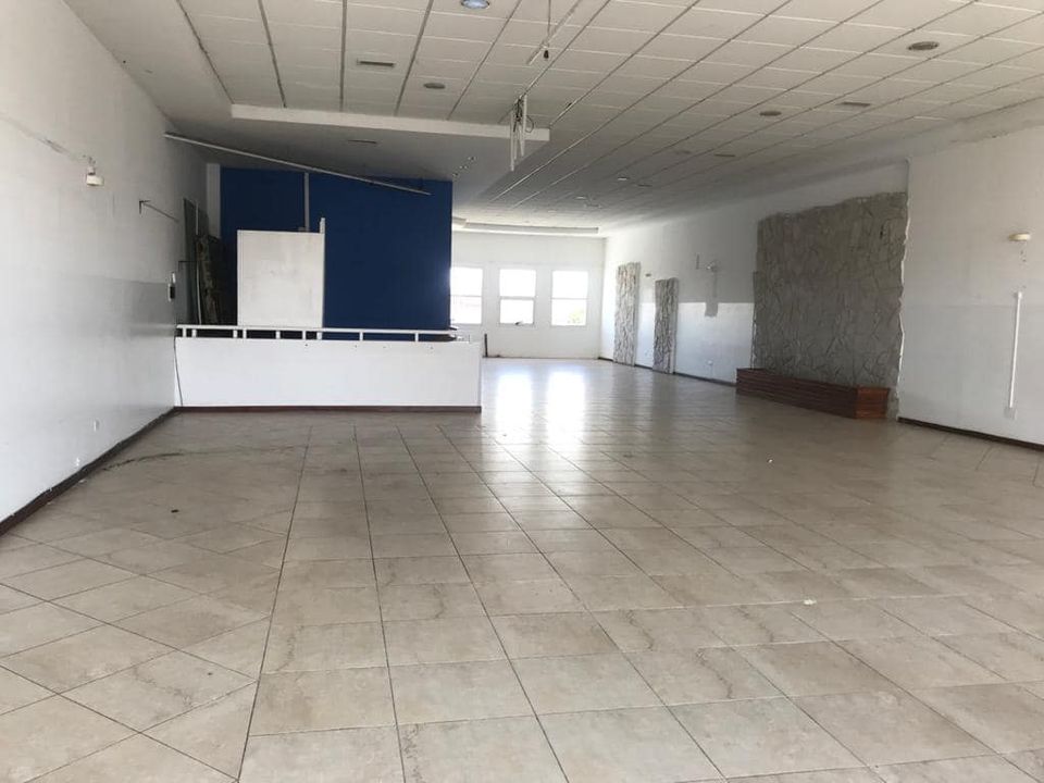 VENTA DE LOCAL COMERCIAL LURO 6700