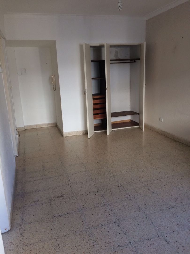 departamento 1 amb. zona shoping Aldrey, 