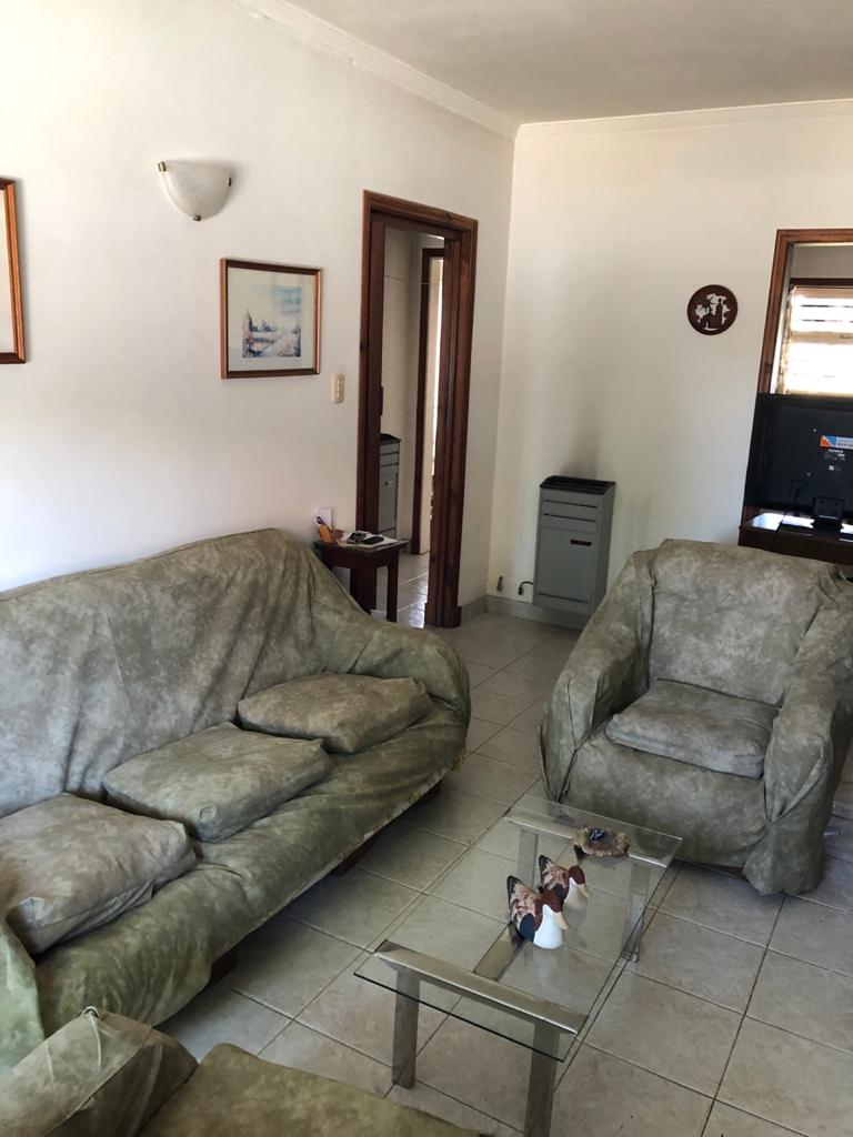 CHALET DE CUATRO AMBIENTES