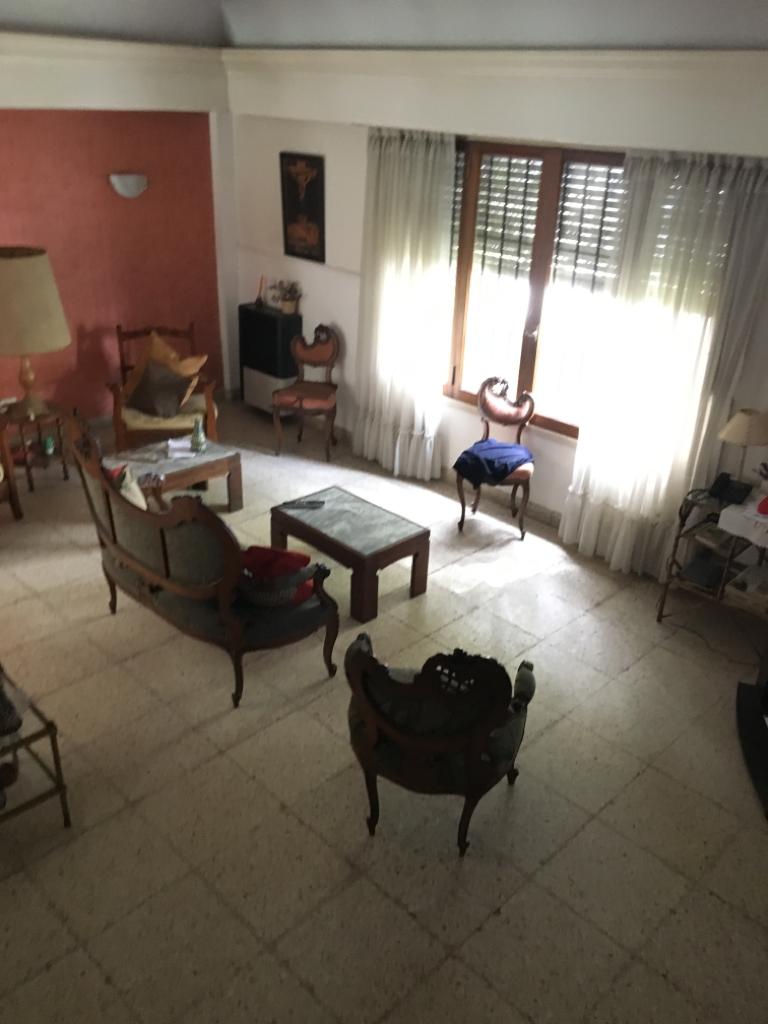 CHALET EN DOS PLANTAS