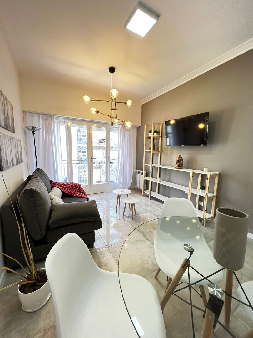 Departamento 2 Amb C/dependencia y balcón