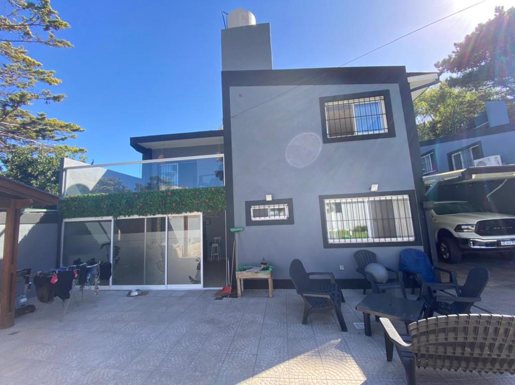 Casa de 6 Ambientes de Categoría en Atlántida