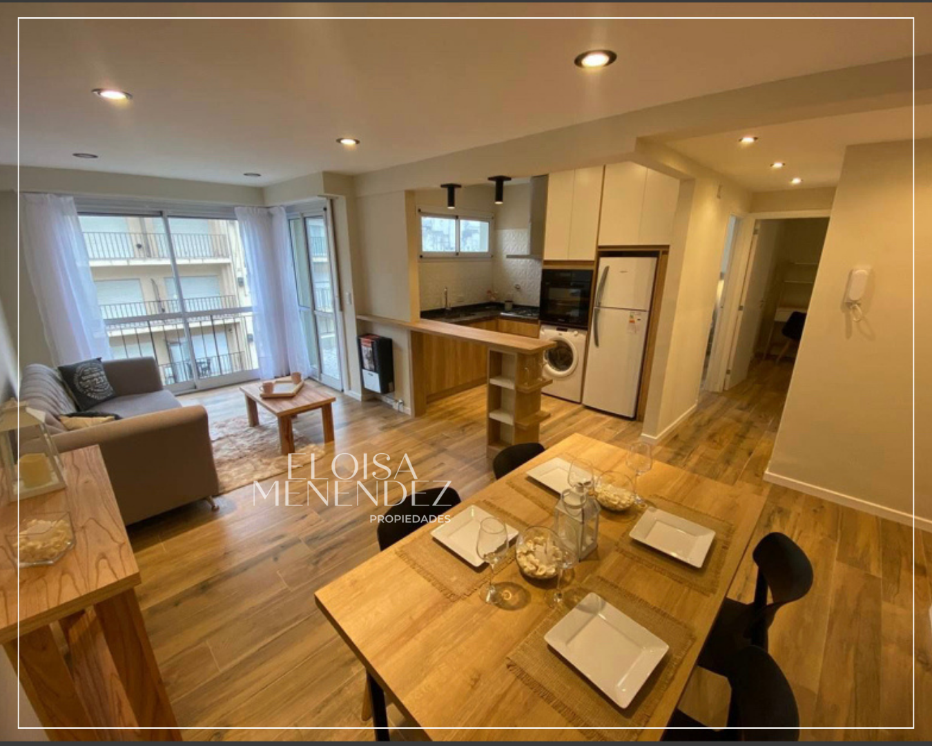 VENTA • TRES AMBIENTES CON BALCÓN TERRAZA 