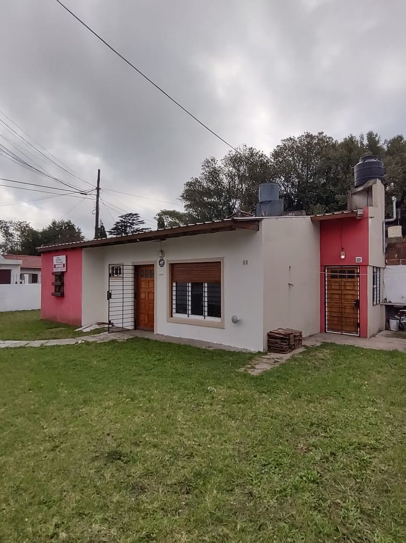 CASA 3 AMBIENTES EN EL BARRIO AUTODROMO