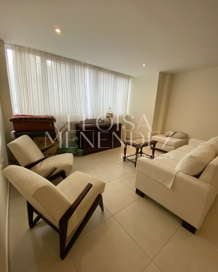 VENTA • DEPARTAMENTO 2 AMB CON COCHERA Y BAULERA