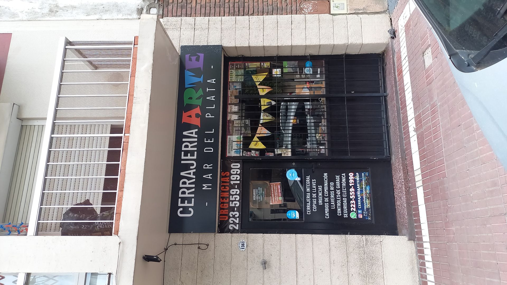 Oportunidad local comercial en La Perla !!!