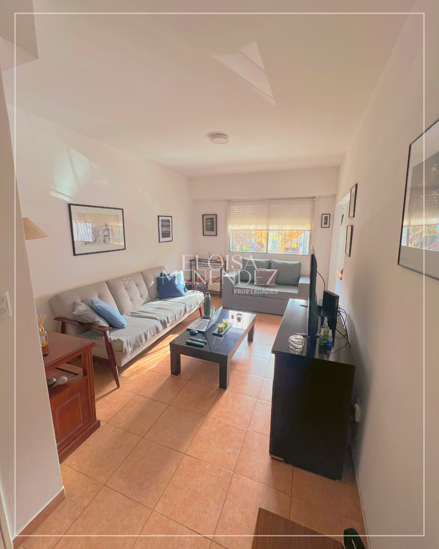 VENTA • DEPARTAMENTO DOS AMBIENTES CON PATIO