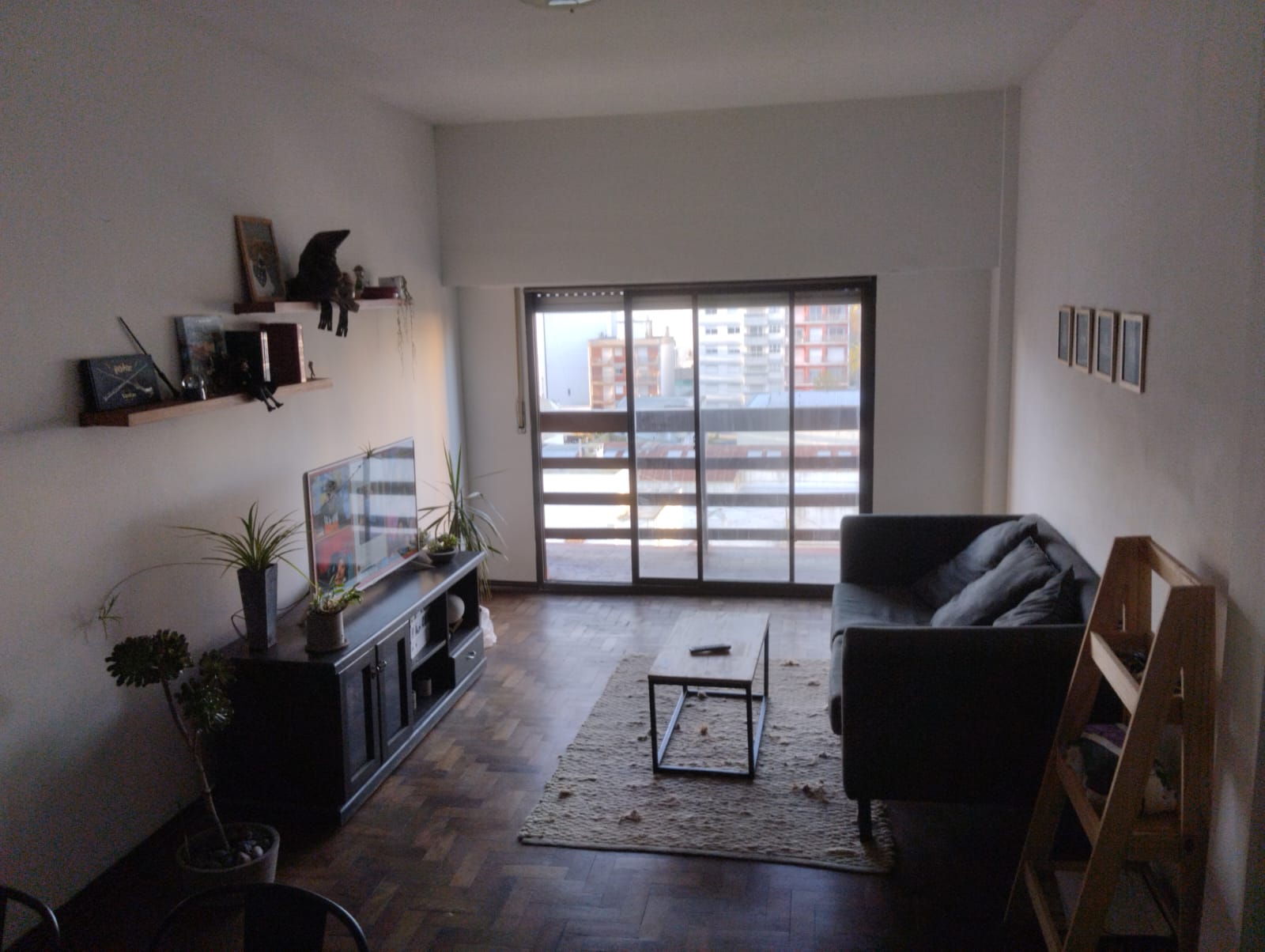 Departamento 4 Ambientes y Doble Balcon a la Calle