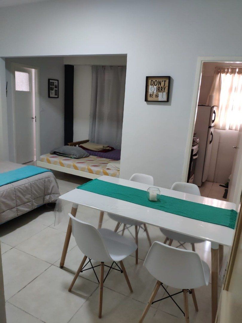 Departamento amplio a la calle - Planta Baja