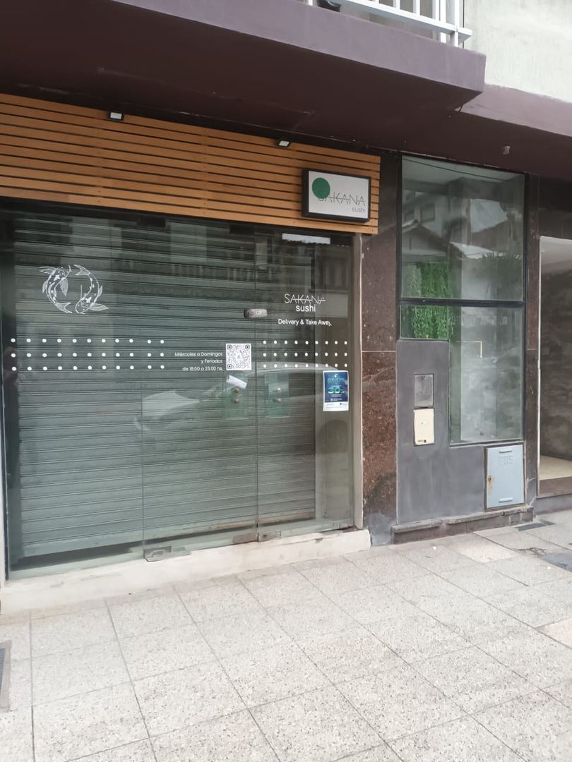 VENDE LOCAL ZONA HERMITAGE MAR DEL PLATA