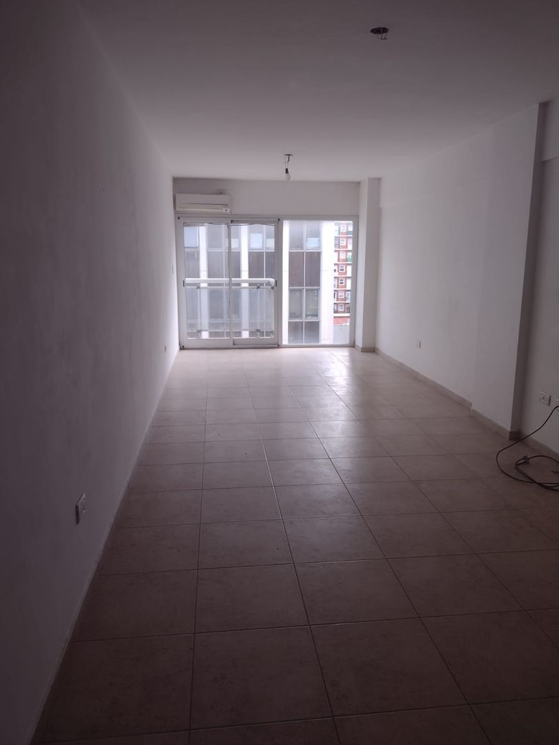 VENTA HERMOSO MONOAMBIENTE EXTERNO CON BALCÓN
