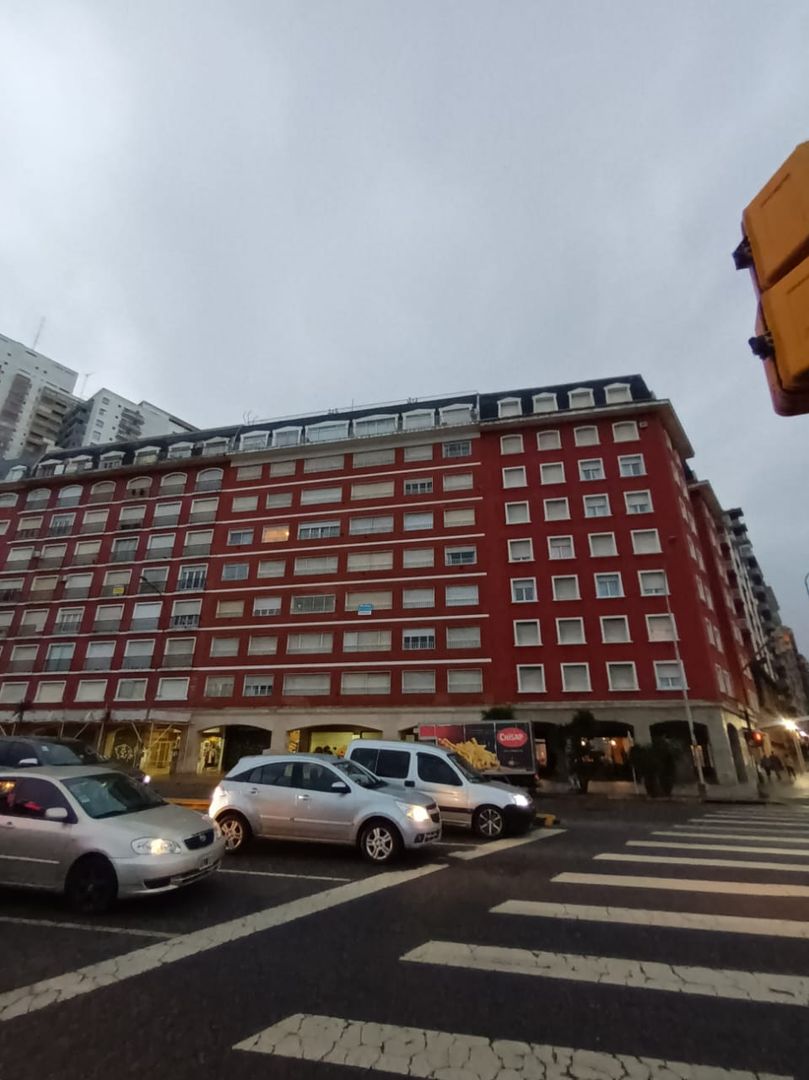 VENDE 2 AMBIENTES CON DPCIA.MAR DEL PLATA