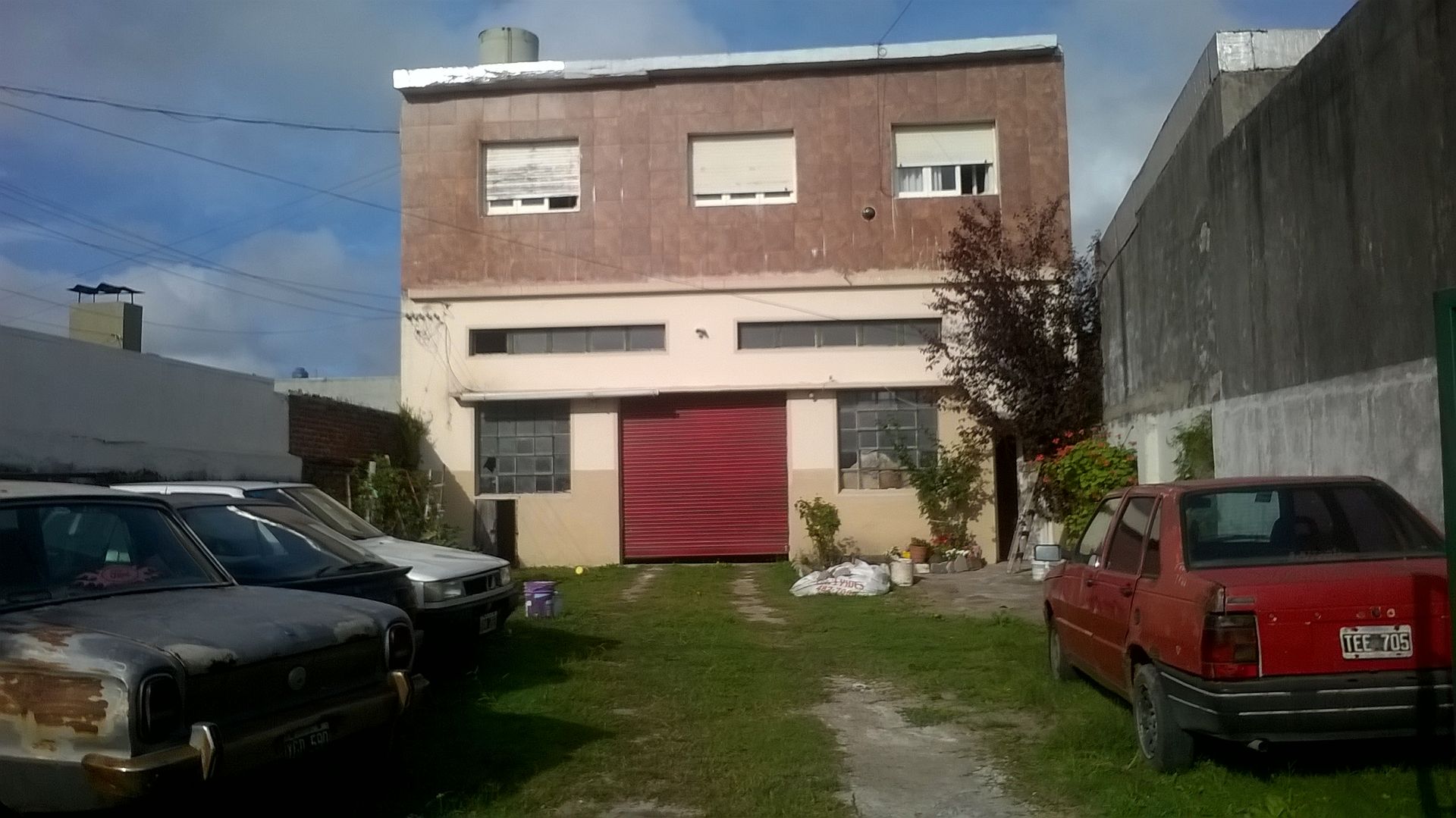 Local + Depto 3 Amb en  Planta Alta escucha oferta