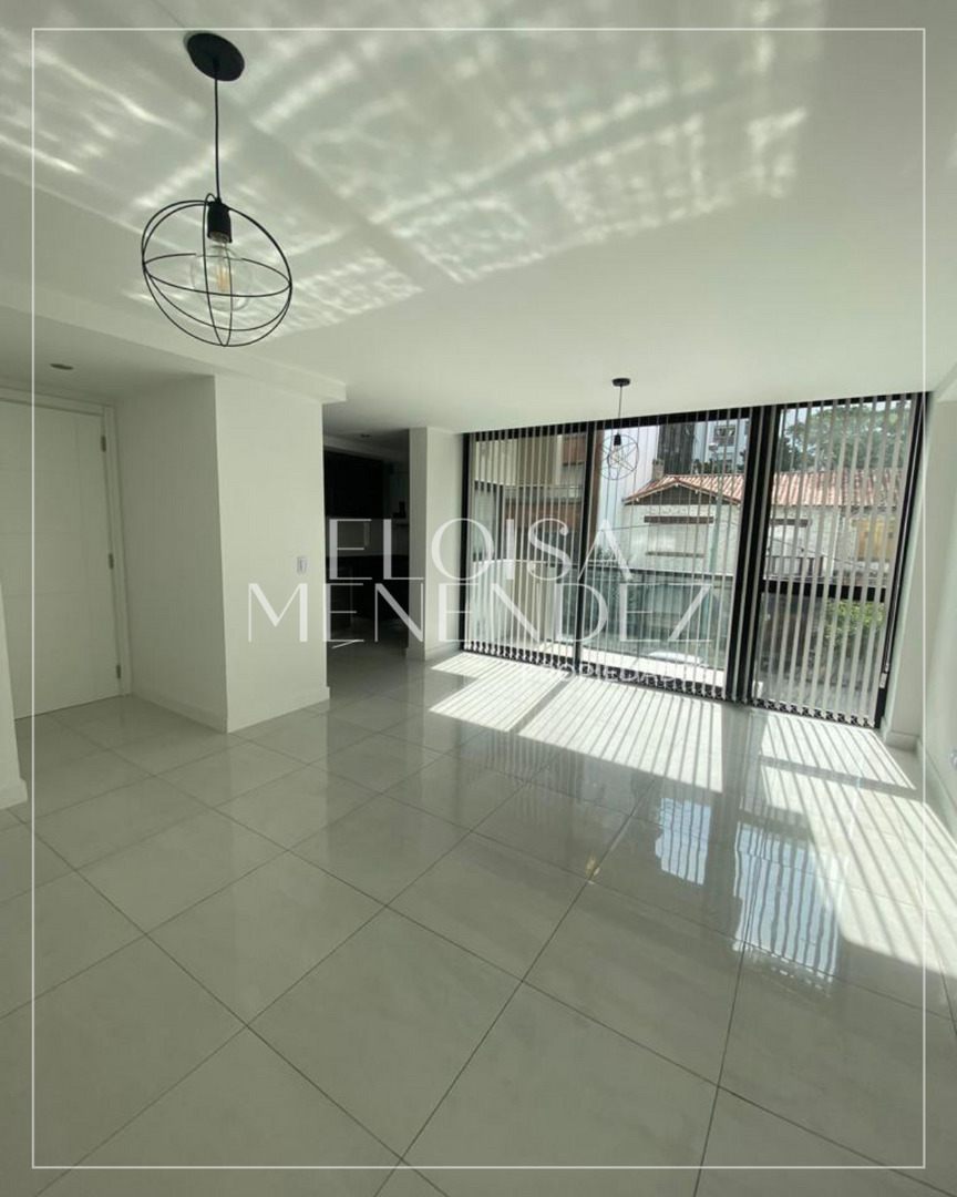 SEMI PISO DE 3 AMB CON BALCON COCHERA Y BAULERA