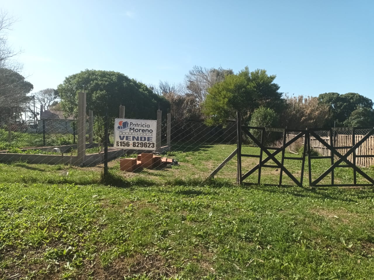 VENDE TERRENO PLAYA DORADA MAR CHIQUITA