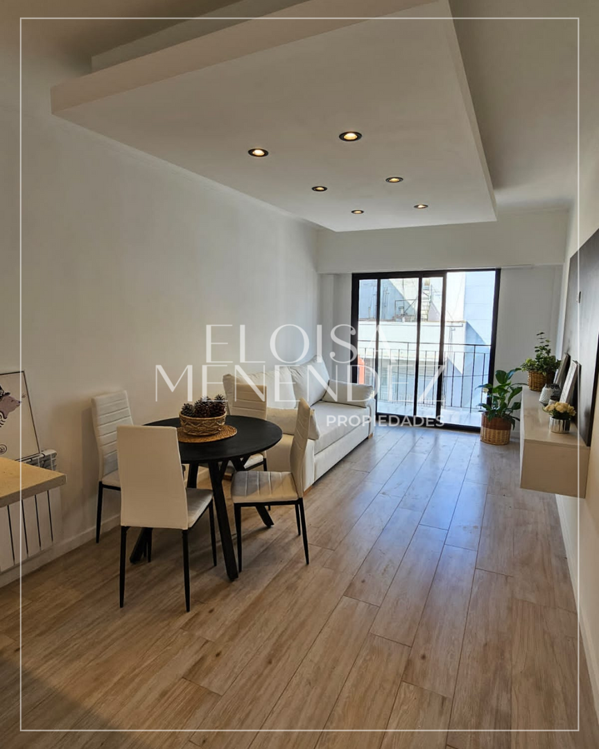 VENTA · DEPARTAMENTO 3 AMB RECICLADO CON BALCÓN A 