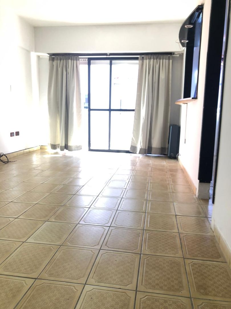 FH Venta de Depto de tres ambientes impecable