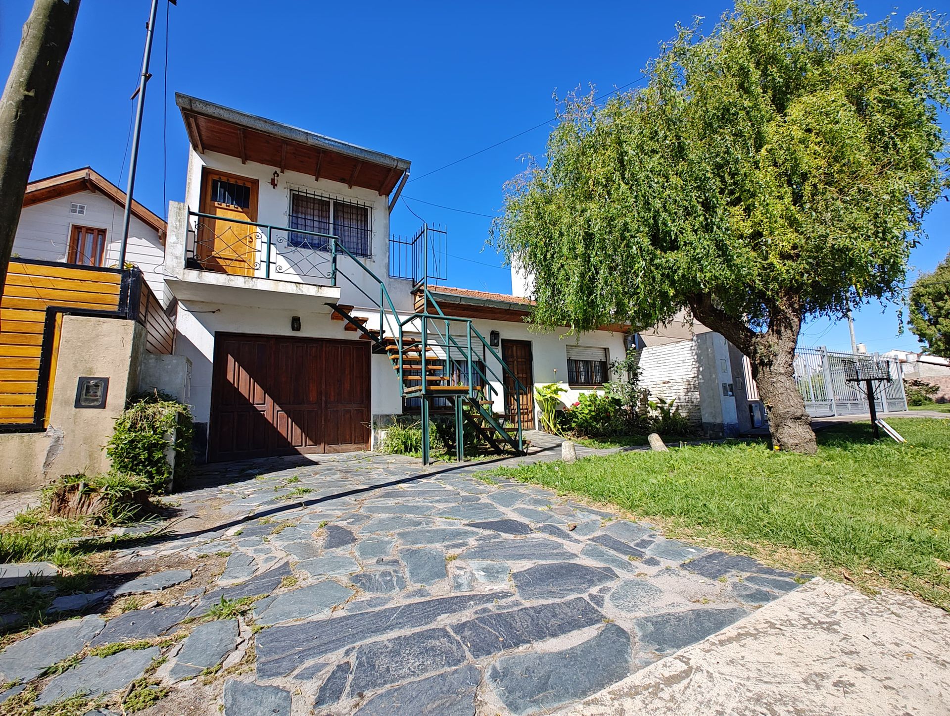 CHALET EN BARRIO ZACAGNINI
