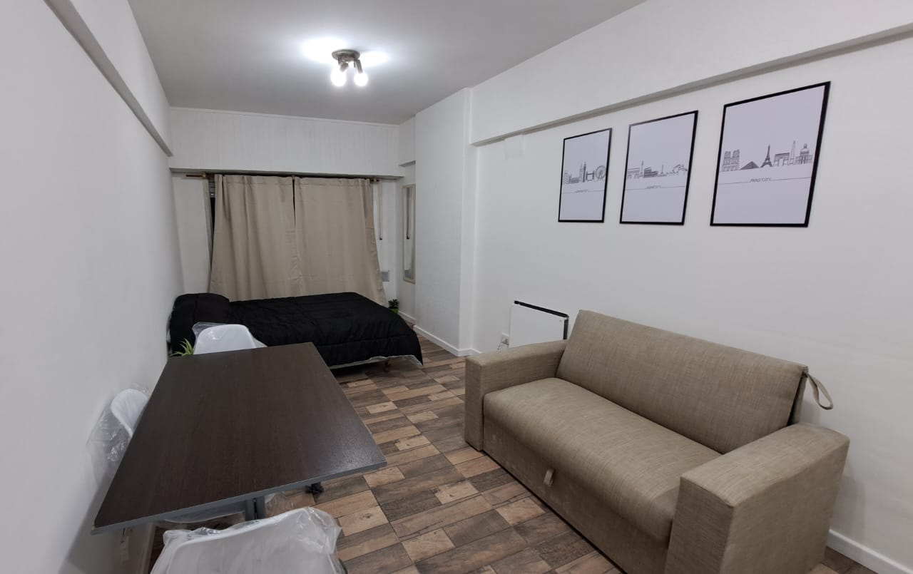 Departamento Ambiente C/ Balcon Reciclado Amoblado