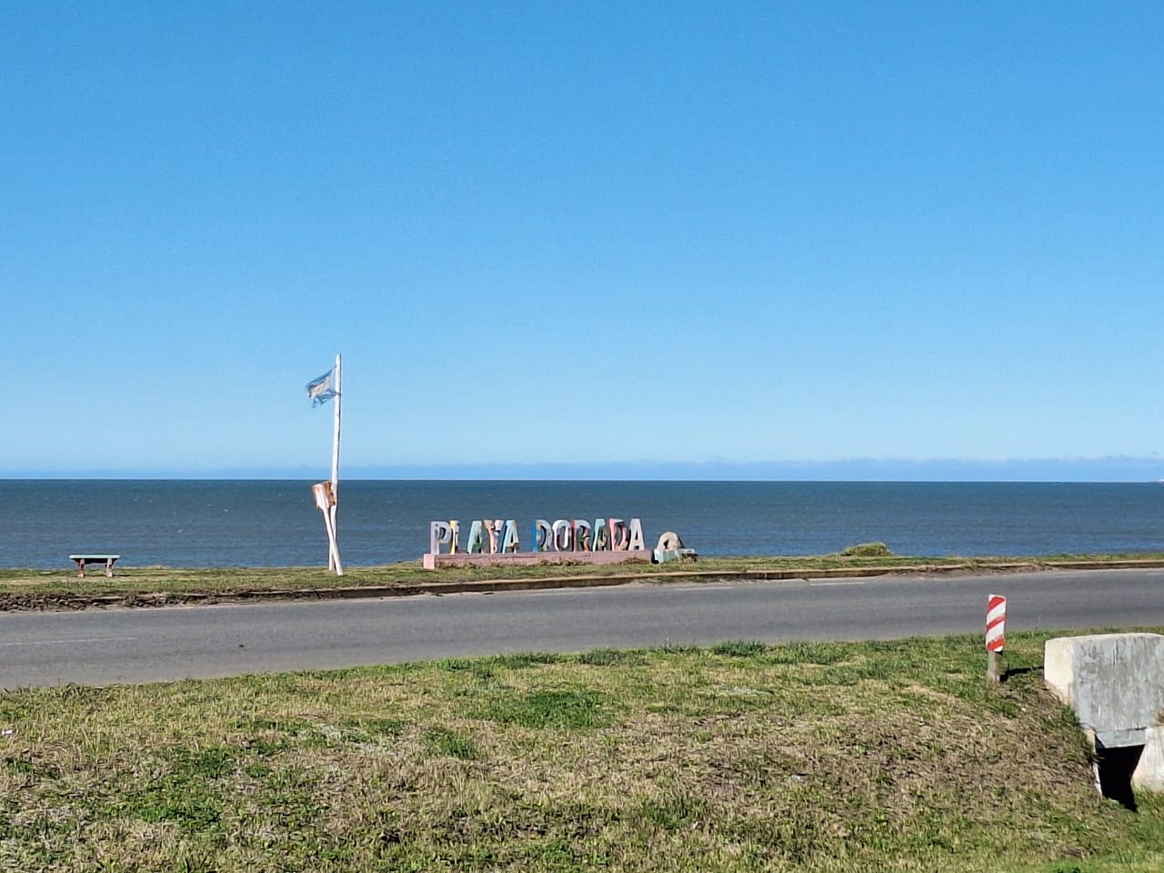 VENDE TERRENO PLAYA DORADA MAR CHIQUITA