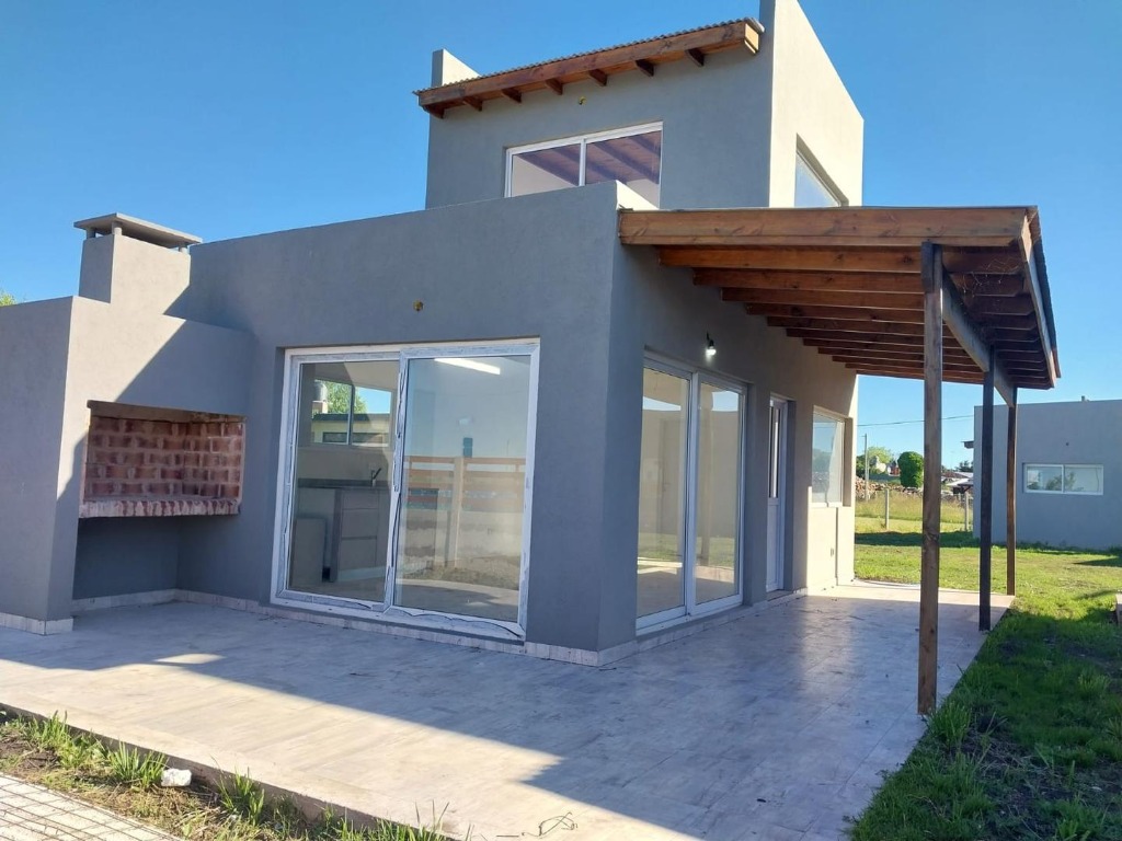 COMPLEJO DE 4 CABAÑA EN MAR DE COBO