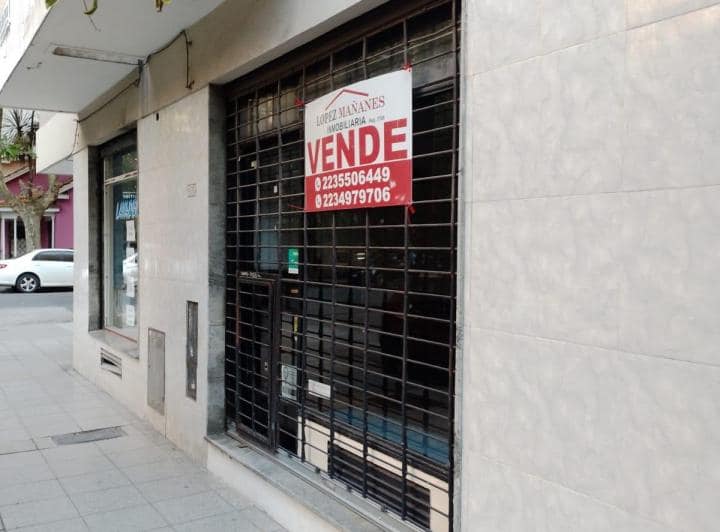 Venta de local a la calle