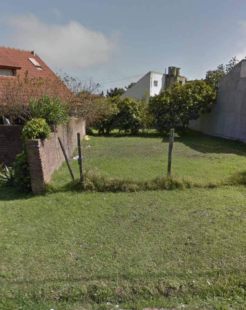 Venta lote con ingreso por dos calles, Faro norte 