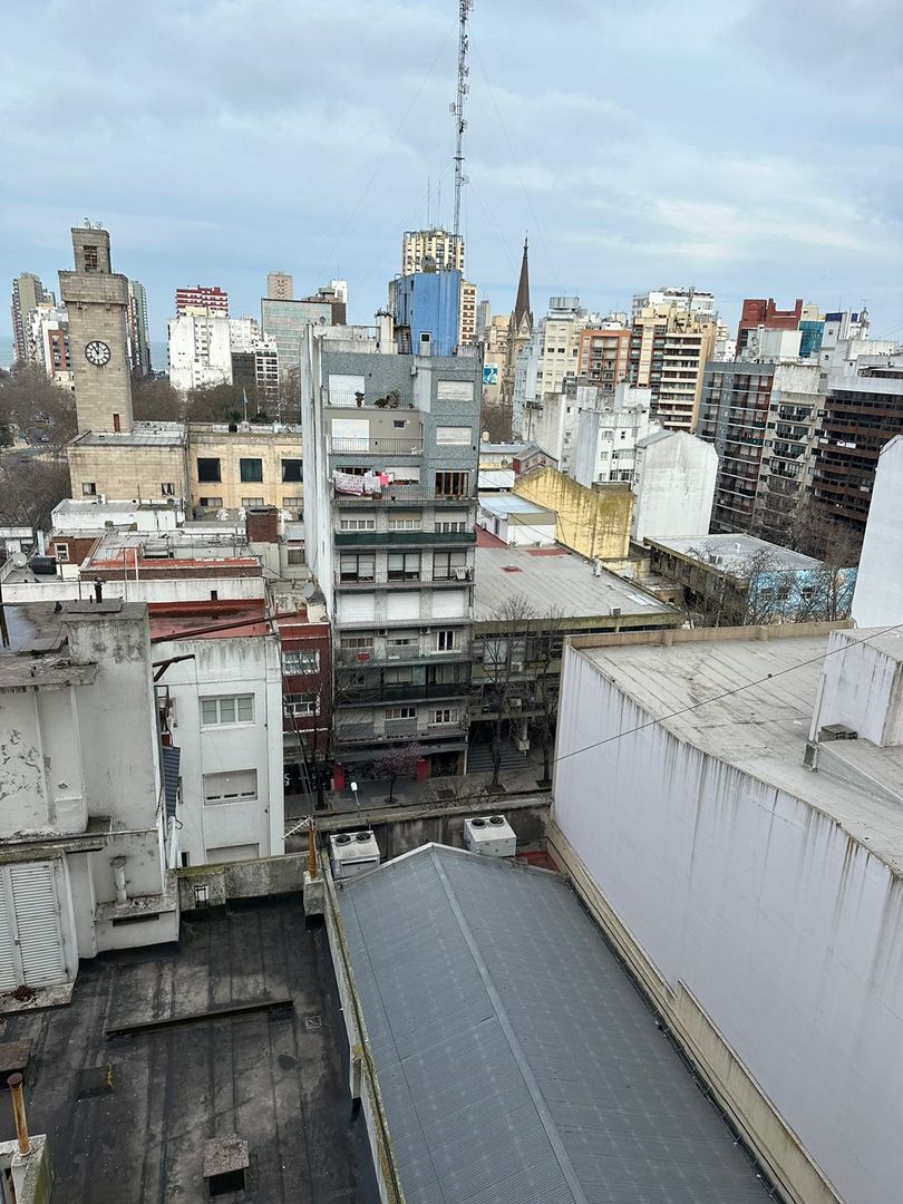 Departamento 1 ambiente al lateral