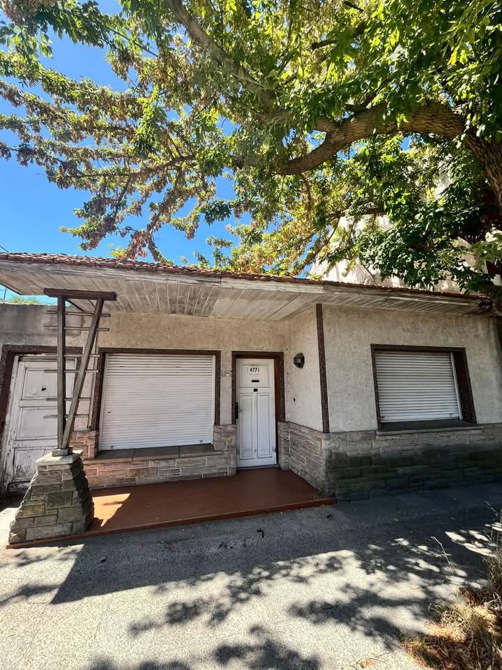 FH Venta de Chalet en Lote Propio a reciclar
