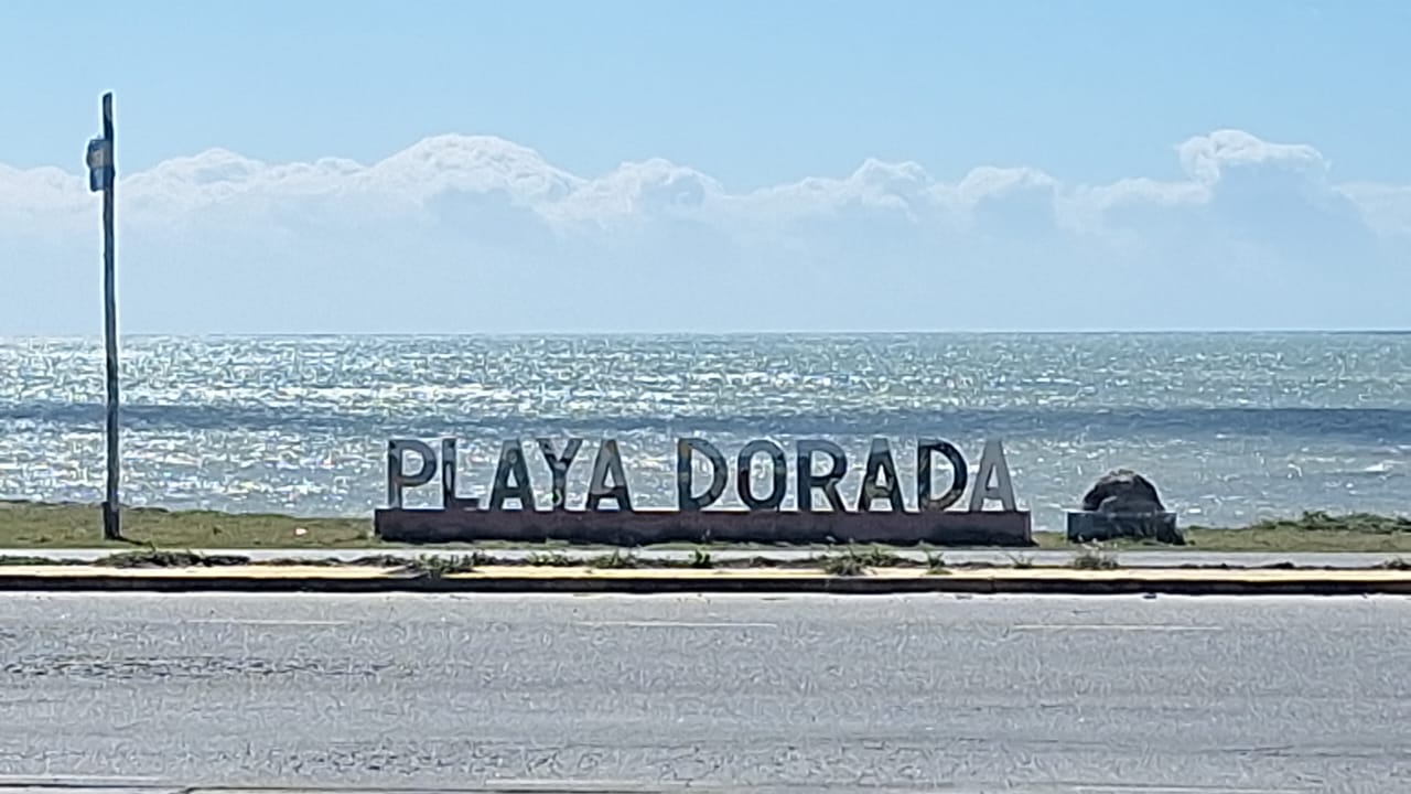 VENDE ESQUINA PLAYA DORADA SANTA CLARA