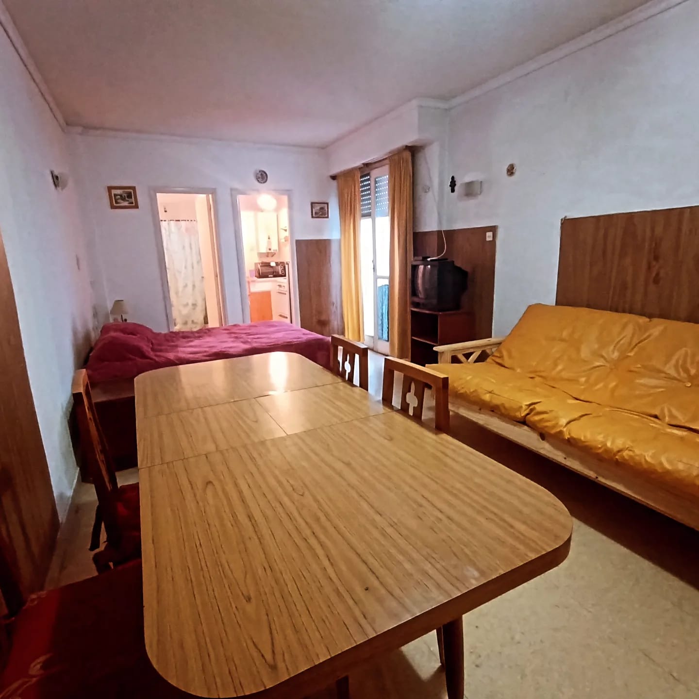 Venta un ambiente contrafrente 