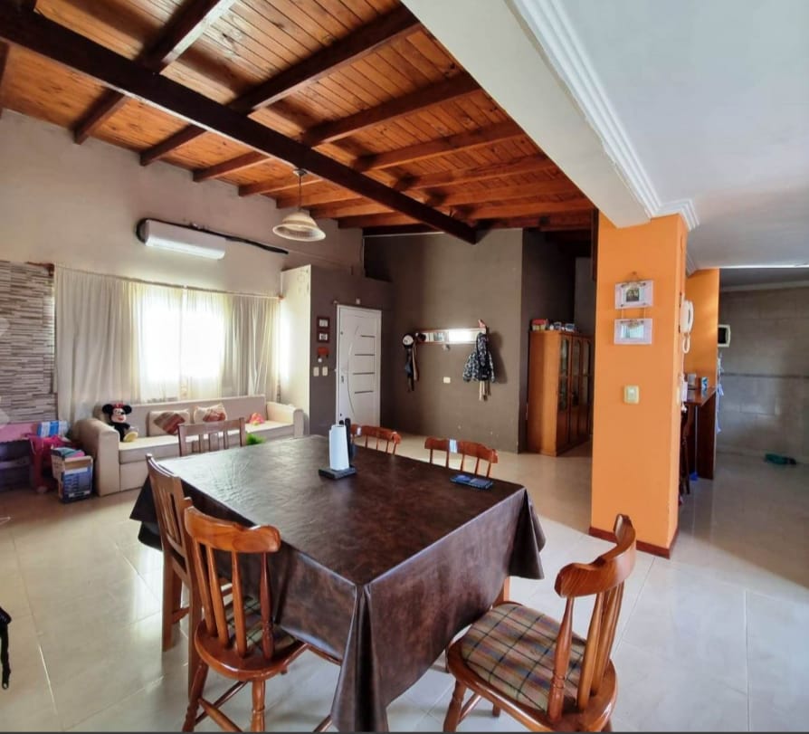 Venta de Casa 3 ambientes Miramar 