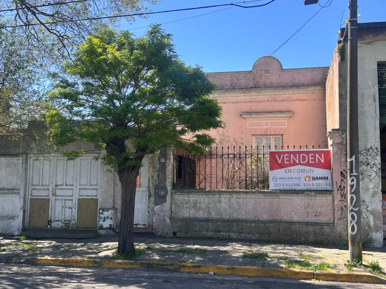 Casa en lote propio - Estacion Ferroautormotora