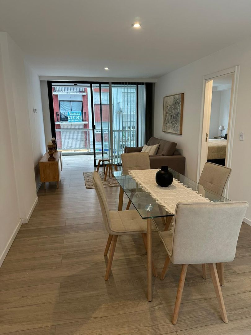DEPARTAMENTO 2 AMB. A LA CALLE BALCON Y PATIO