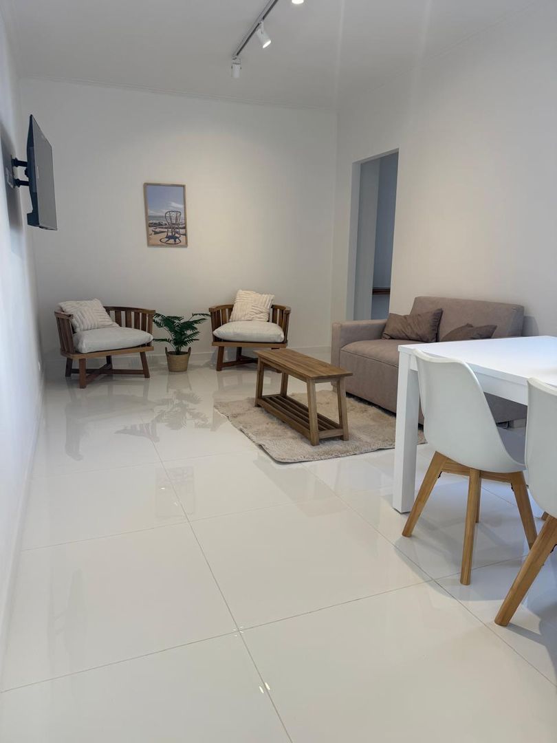 FH Venta departamento dos amb al lateral
