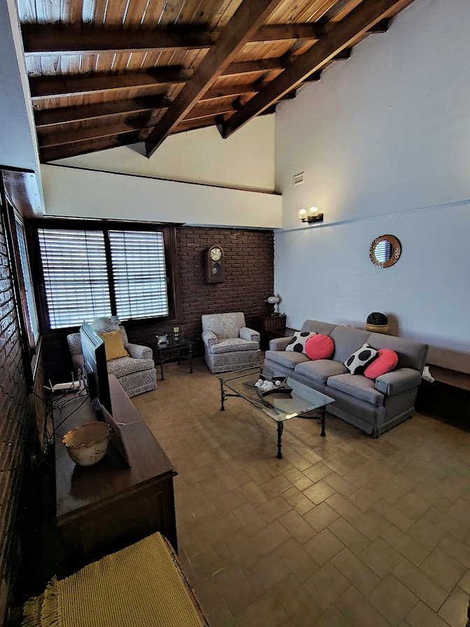 Solido Chalet Sobre 2 lotes 920 m²