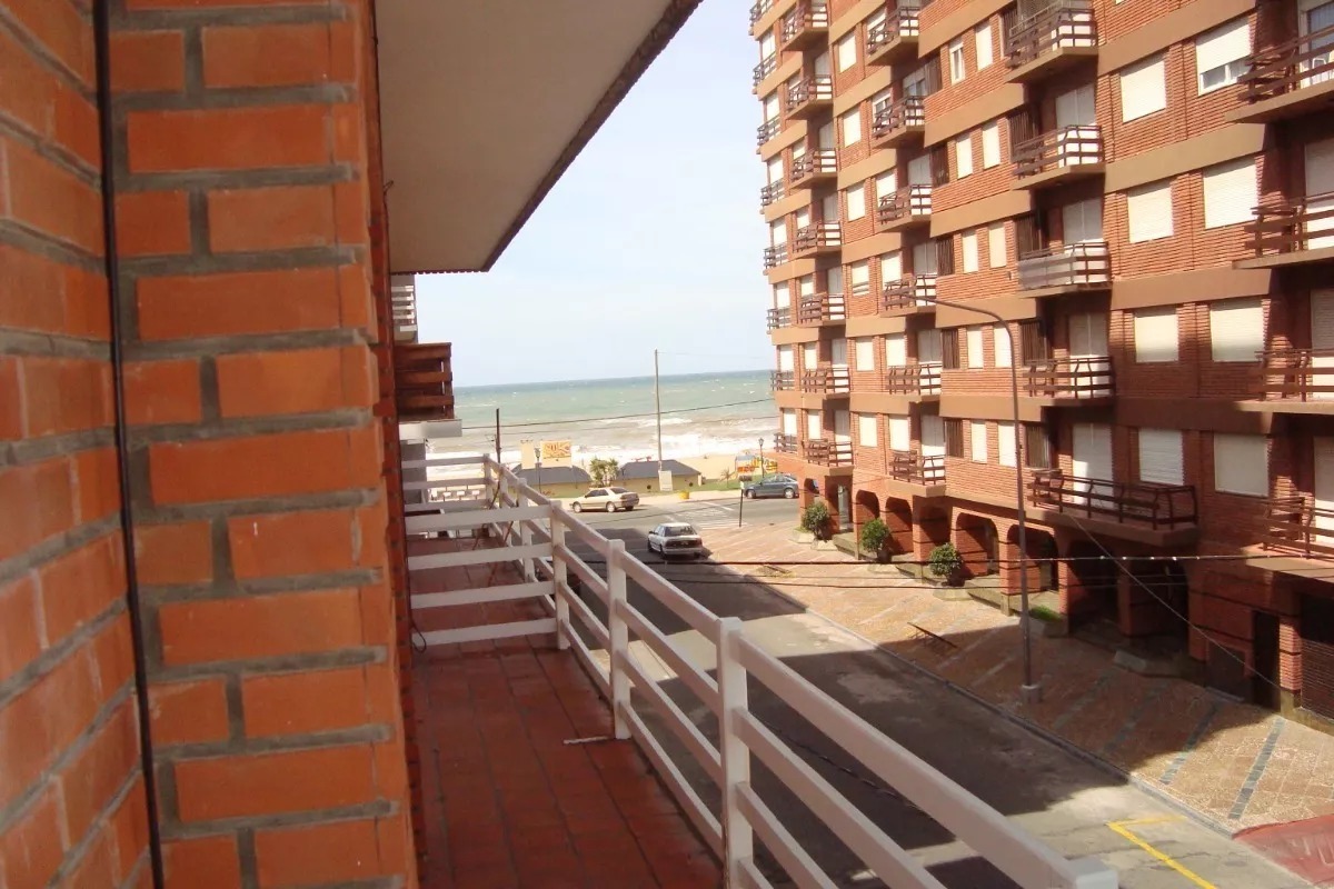 VENTA DEPARTAMENTO CALLE 15  MIRAMAR 