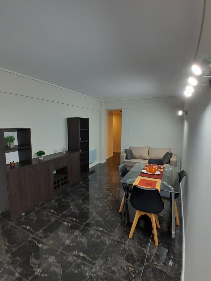 Venta depto dos amb con cochera y dep de servicios