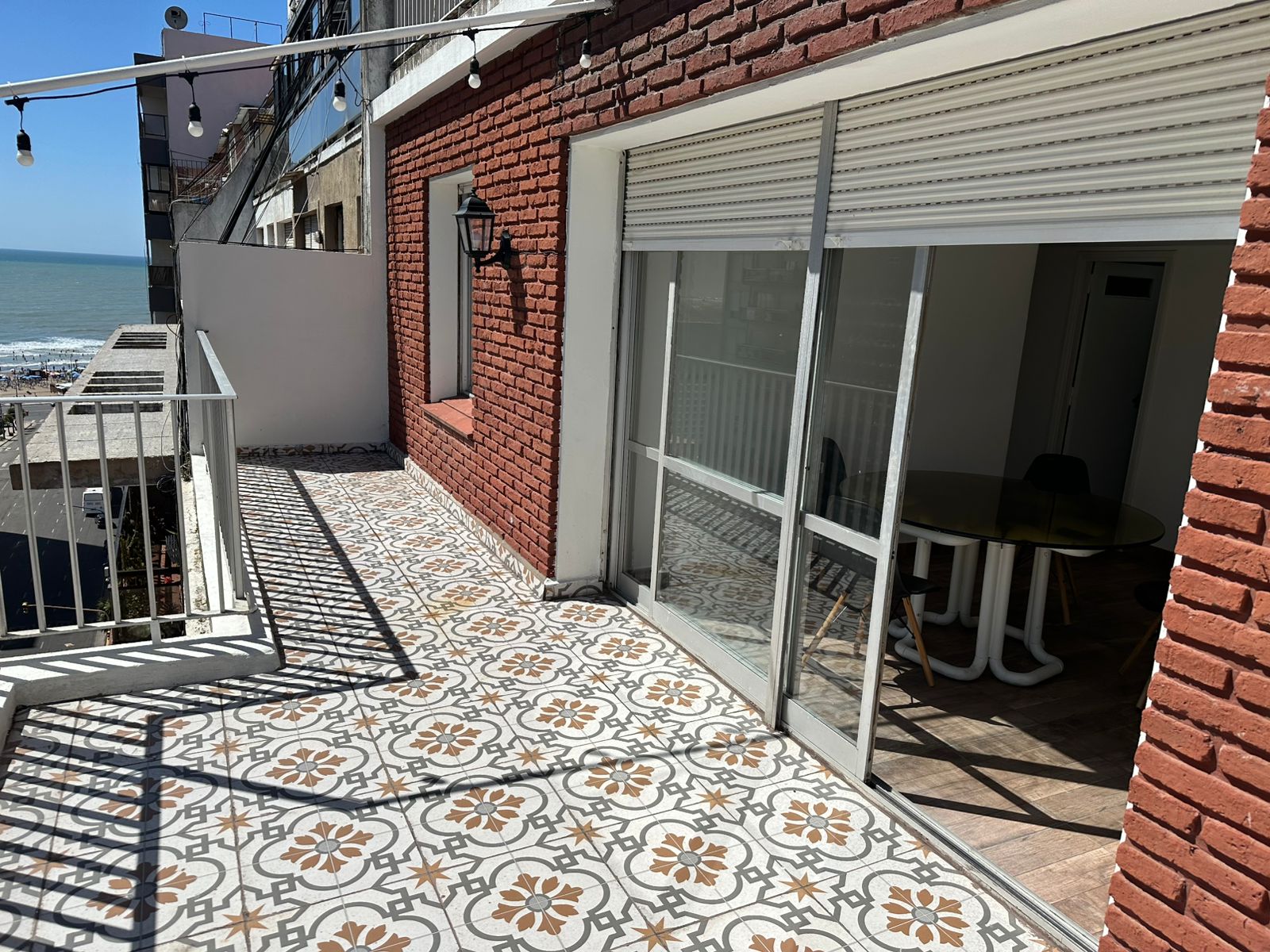 Departamento 3 ambientes con balcon y vista al mar