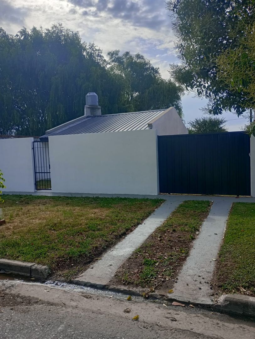 Casa 3 ambientes a estrenar