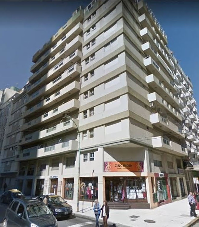 Dpto. 4 Amb. c/terraza propia y quincho