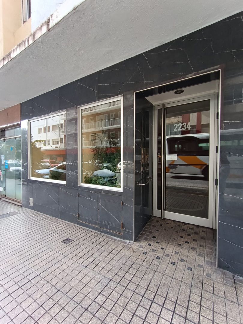 VENTA- Depto 1 amb zona plaza colon