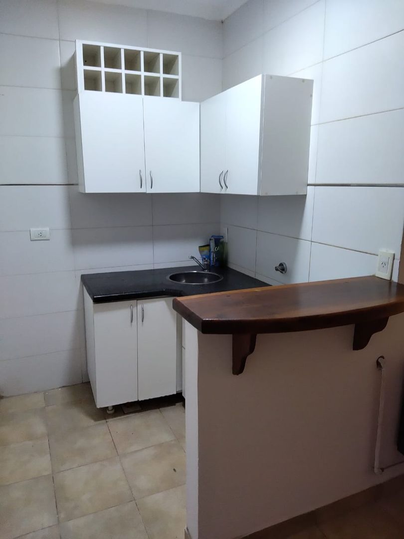 Alquiler PH 2 ambientes con patio y parrilla