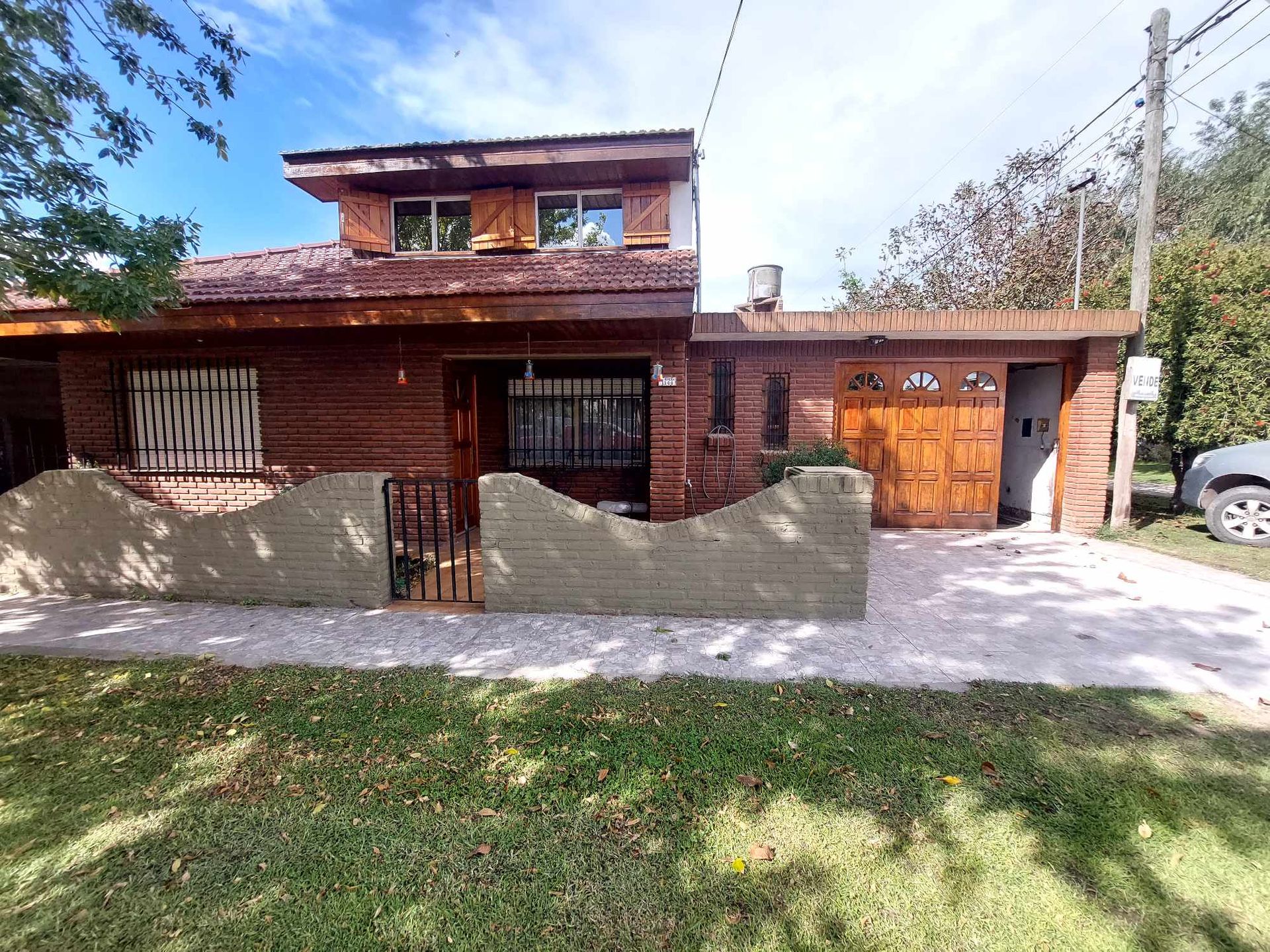 CHALET 4 AMB. EN ESQUINA - SANTA CLARA DEL MAR