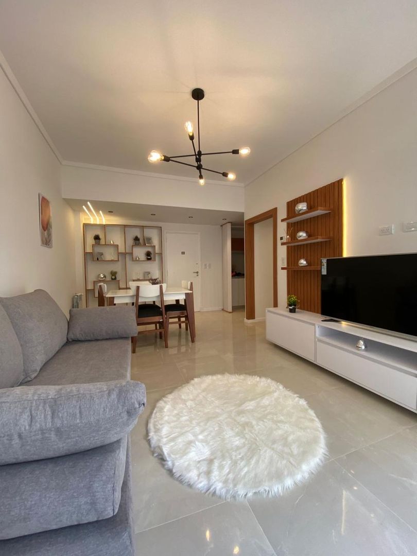 3 AMBIENTES A LA CALLE C/BALCON FRANCES