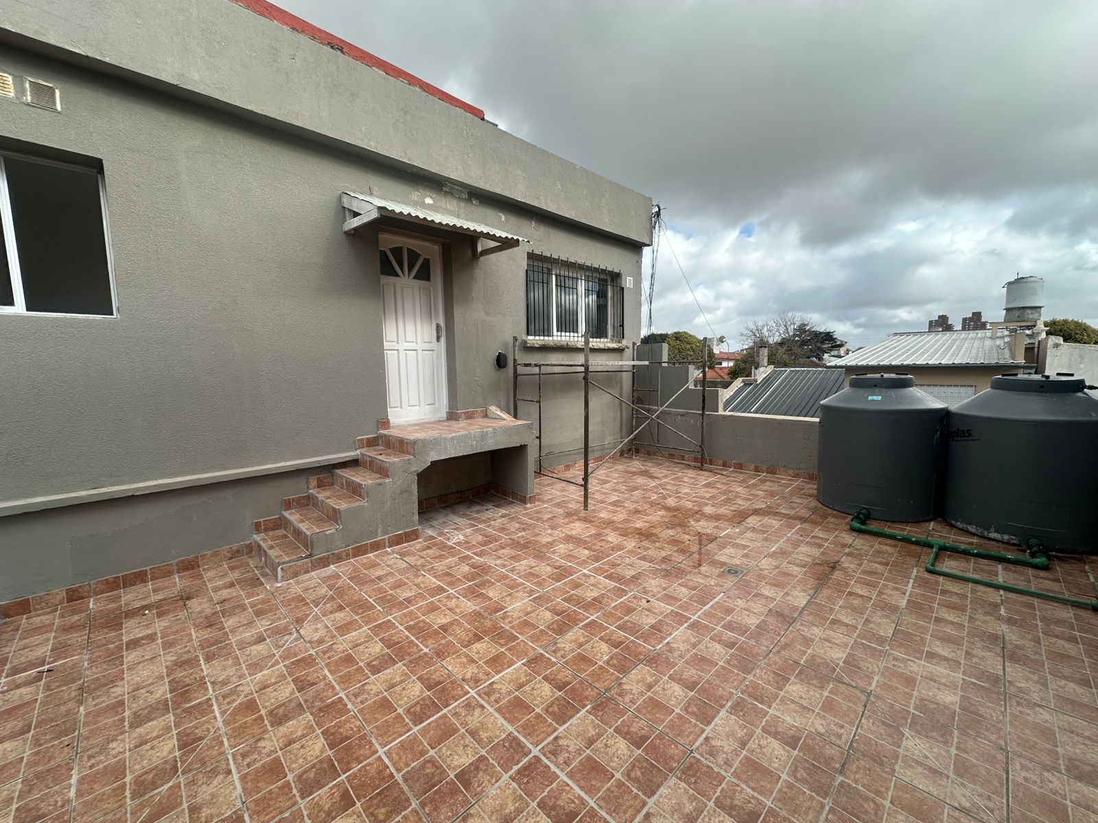 Venta PH 2 ambientes con patio