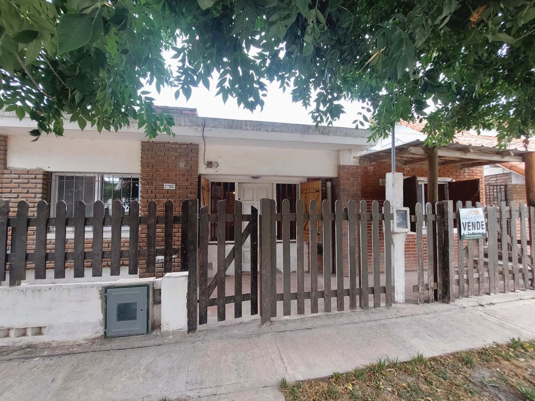 CASA EN VENTA, A RECICLAR, OPORTUNIDAD